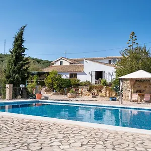 Bed and breakfast Hacienda La Buena Vida En, Algarinejo
